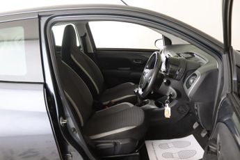 Toyota AYGO 1.0 VVT-i x-play Euro 6 5dr