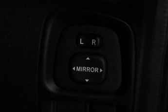 Toyota AYGO 1.0 VVT-i x-play Euro 6 5dr