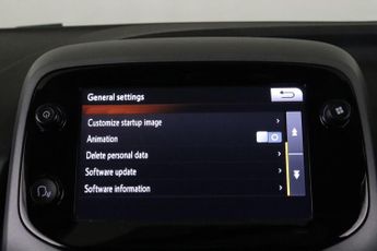 Toyota AYGO 1.0 VVT-i x-play Euro 6 5dr
