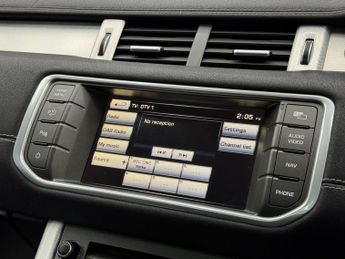 Land Rover Range Rover Evoque 2.2 SD4 Dynamic Auto 4WD Euro 5 (s/s) 5dr
