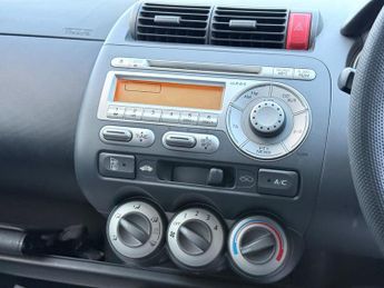 Honda Jazz 1.4 i-DSI SE CVT-7 5dr