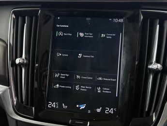 Volvo V90 Cross Country 2.0 D4 Auto AWD Euro 6 (s/s) 5dr