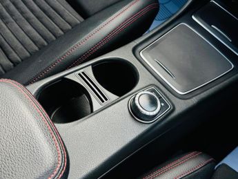 Mercedes-Benz A Class 1.6 A160 AMG Line 7G-DCT Euro 6 (s/s) 5dr