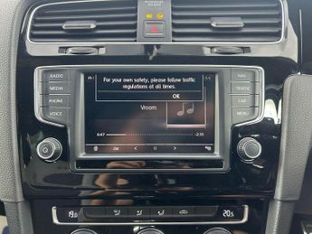 Volkswagen Golf 2.0 TSI BlueMotion Tech R DSG 4Motion Euro 6 (s/s) 3dr