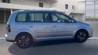 Volkswagen Touran 2.0 TDI SE DSG 5dr (5 Seats)