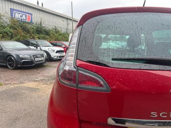 Renault Scenic 1.5 dCi Dynamique TomTom EDC Euro 5 5dr