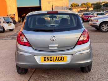 Vauxhall Corsa 1.2 16V Exclusiv Hatchback 5dr Petrol Easytronic Euro 5 (A/C) (8