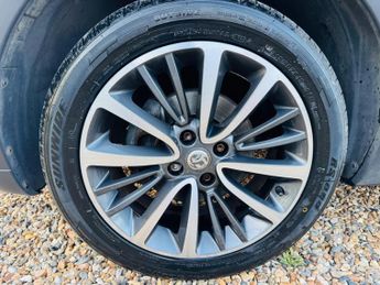 Vauxhall Crossland X 1.2 Turbo Elite Nav Auto Euro 6 (s/s) 5dr