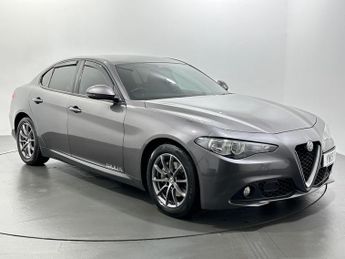 Alfa Romeo Giulia 2.2 TD Super Auto Euro 6 (s/s) 4dr