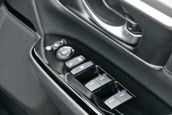 Honda CR-V 2.0 h i-MMD Advance SUV 5dr Petrol Hybrid eCVT 4WD Euro 6 (s/s) 