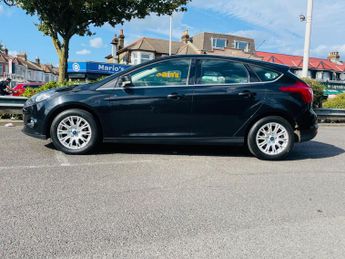 Ford Focus 1.6 Titanium Powershift Euro 5 5dr