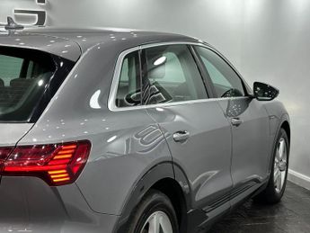 Audi e-tron 50 Technik Auto quattro 5dr 71.2kWh