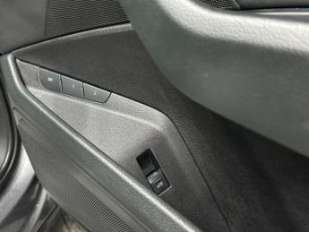 Audi e-tron 50 Technik Auto quattro 5dr 71.2kWh
