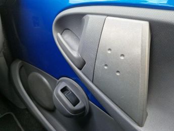 Toyota AYGO 1.0 VVT-i Blue MultiMode Euro 4 5dr