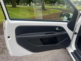Volkswagen up! 1.0 Move up! ASG Euro 5 3dr