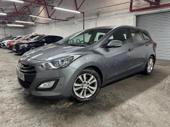 Hyundai I30 1.6 CRDi Blue Drive Style Nav Tourer Euro 5 (s/s) 5dr