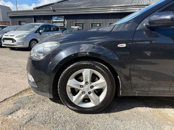 Kia Ceed 1.6 CRDi 2 Auto Euro 5 5dr