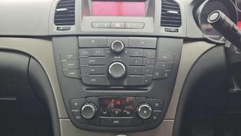 Vauxhall Insignia 2.0 CDTi Exclusiv Auto Euro 5 5dr