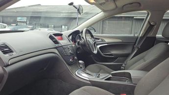 Vauxhall Insignia 2.0 CDTi Exclusiv Auto Euro 5 5dr