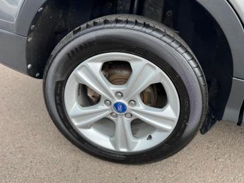 Ford Kuga 2.0 TDCi Zetec Powershift AWD Euro 5 5dr