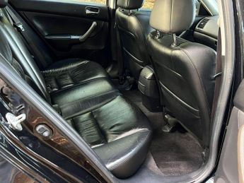 Honda Accord 2.0 i-VTEC EX 4dr