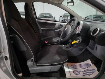 Peugeot 107 1.0 12V Urban 2 Tronic Euro 4 3dr