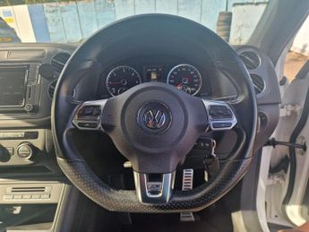 Volkswagen Tiguan 2.0 TDI BlueMotion Tech R-Line Edition DSG 4WD Euro 6 (s/s) 5dr