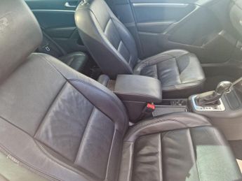 Volkswagen Tiguan 2.0 TDI BlueMotion Tech R-Line Edition DSG 4WD Euro 6 (s/s) 5dr