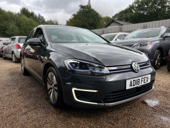 Volkswagen e-Golf 35.8kWh e-Golf Auto 5dr