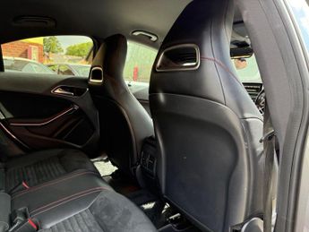 Mercedes-Benz CLA 2.1 CLA220 CDI AMG Sport Coupe 7G-DCT Euro 6 (s/s) 4dr