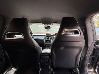 Mercedes-Benz CLA 2.1 CLA220 CDI AMG Sport Coupe 7G-DCT Euro 6 (s/s) 4dr