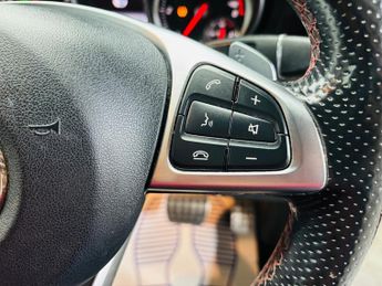 Mercedes-Benz A Class 2.1 A200d AMG Line (Premium) 7G-DCT Euro 6 (s/s) 5dr