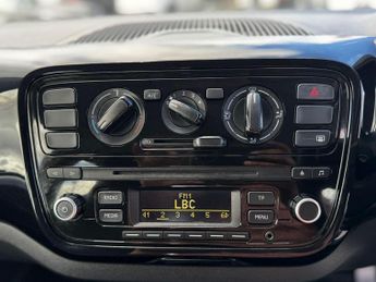 Volkswagen up! 1.0 Move up! Hatchback 5dr Petrol ASG Euro 5 (60 ps)