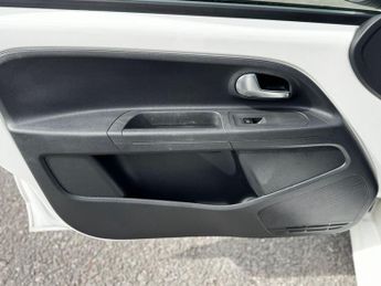 Volkswagen up! 1.0 Move up! Hatchback 5dr Petrol ASG Euro 5 (60 ps)