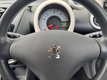 Peugeot 107 1.0 12V Sportium Euro 5 5dr