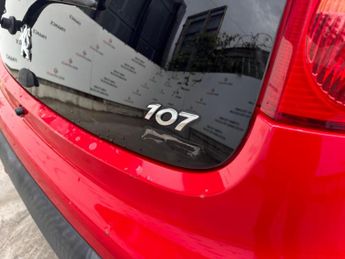 Peugeot 107 1.0 12V Sportium Euro 5 5dr