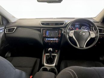 Nissan Qashqai 1.6 DIG-T N-Connecta 2WD Euro 6 (s/s) 5dr