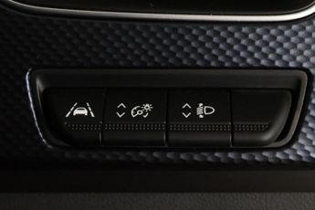 Renault Arkana 1.6 E-TECH Iconic Auto 2WD Euro 6 (s/s) 5dr