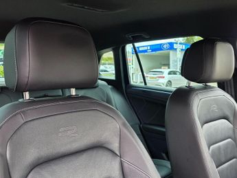 Volkswagen Tiguan 2.0 TDI R-Line DSG Euro 6 (s/s) 5dr