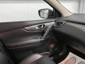 Nissan Qashqai 1.3 DIG-T Tekna DCT Auto Euro 6 (s/s) 5dr