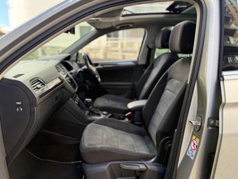 Volkswagen Tiguan 2.0 TDI SEL DSG 4Motion Euro 6 (s/s) 5dr