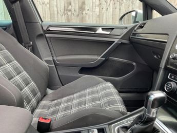 Volkswagen Golf 2.0 TDI BlueMotion Tech GTD DSG Euro 6 (s/s) 5dr