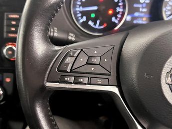 Nissan Qashqai 1.3 DIG-T Acenta Premium DCT Auto Euro 6 (s/s) 5dr