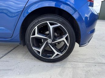 Volkswagen Polo 1.0 TSI R-Line DSG Euro 6 (s/s) 5dr