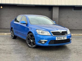 Skoda Octavia 2.0 TDI vRS Blackline DSG Euro 5 5dr