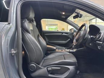 Audi A3 1.4 TFSI CoD S line S Tronic Euro 6 (s/s) 3dr (Nav)
