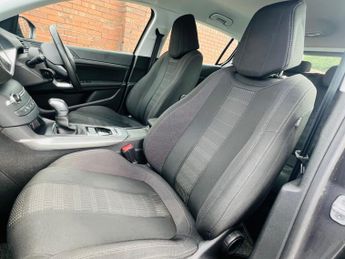 Peugeot 308 1.2 PureTech Allure EAT Euro 6 (s/s) 5dr