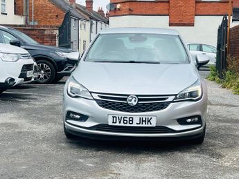 Vauxhall Astra 1.6 CDTi BlueInjection SRi Nav Auto Euro 6 (s/s) 5dr