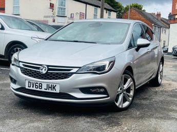 Vauxhall Astra 1.6 CDTi BlueInjection SRi Nav Auto Euro 6 (s/s) 5dr