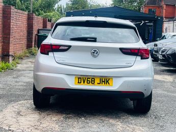 Vauxhall Astra 1.6 CDTi BlueInjection SRi Nav Auto Euro 6 (s/s) 5dr
